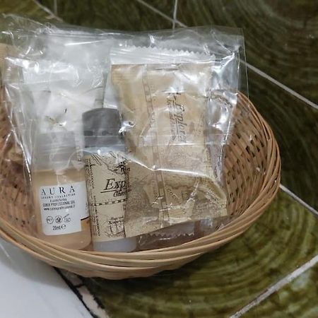 Ampio Monolocale Con Terrazzo - A 2 Passi Dal Mare Διαμέρισμα Latte Εξωτερικό φωτογραφία